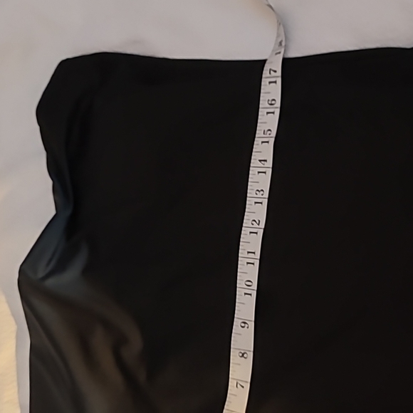 OH SO SEXY LEG LOVING LITTLE BLACK DRESS SIDE KICK PLEAT SLIT ZIP UP FLOUNCE HEM - Picture 4 of 8